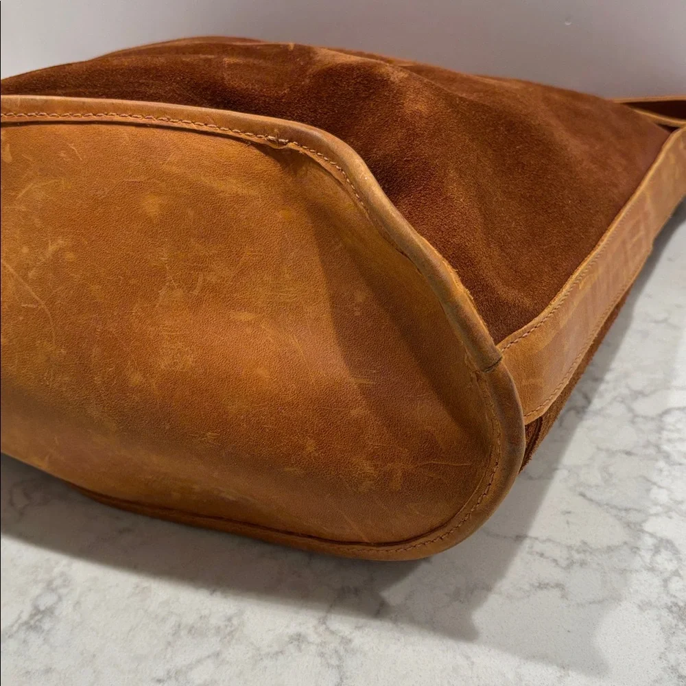 Parker Clay Topanga Everyday Bucket‎ Bag Suede Leather Purse